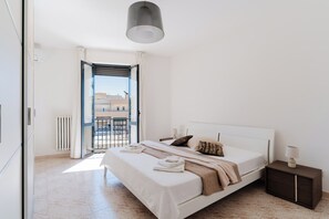 1 bedroom, iron/ironing board, free WiFi, bed sheets - Holiday Home 'Idrusa A Otranto' with Balcony, Wi-Fi and Air Conditioning (Otranto)