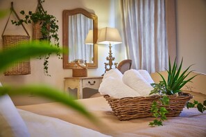 2 slaapkamers, een strijkplank/strijkijzer, gratis wifi, beddengoed