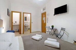 1 chambre, Wi-Fi gratuit, draps fournis