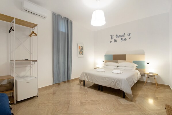 1 bedroom, free WiFi, bed sheets