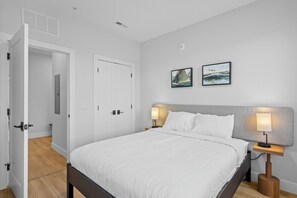 Classic Apartment, 1 Queen Bed (Self Check-in with Virtual Front Desk) | Individually decorated, individually furnished, iron/ironing board - The Loop Downtown By Kasa (Traverse City)