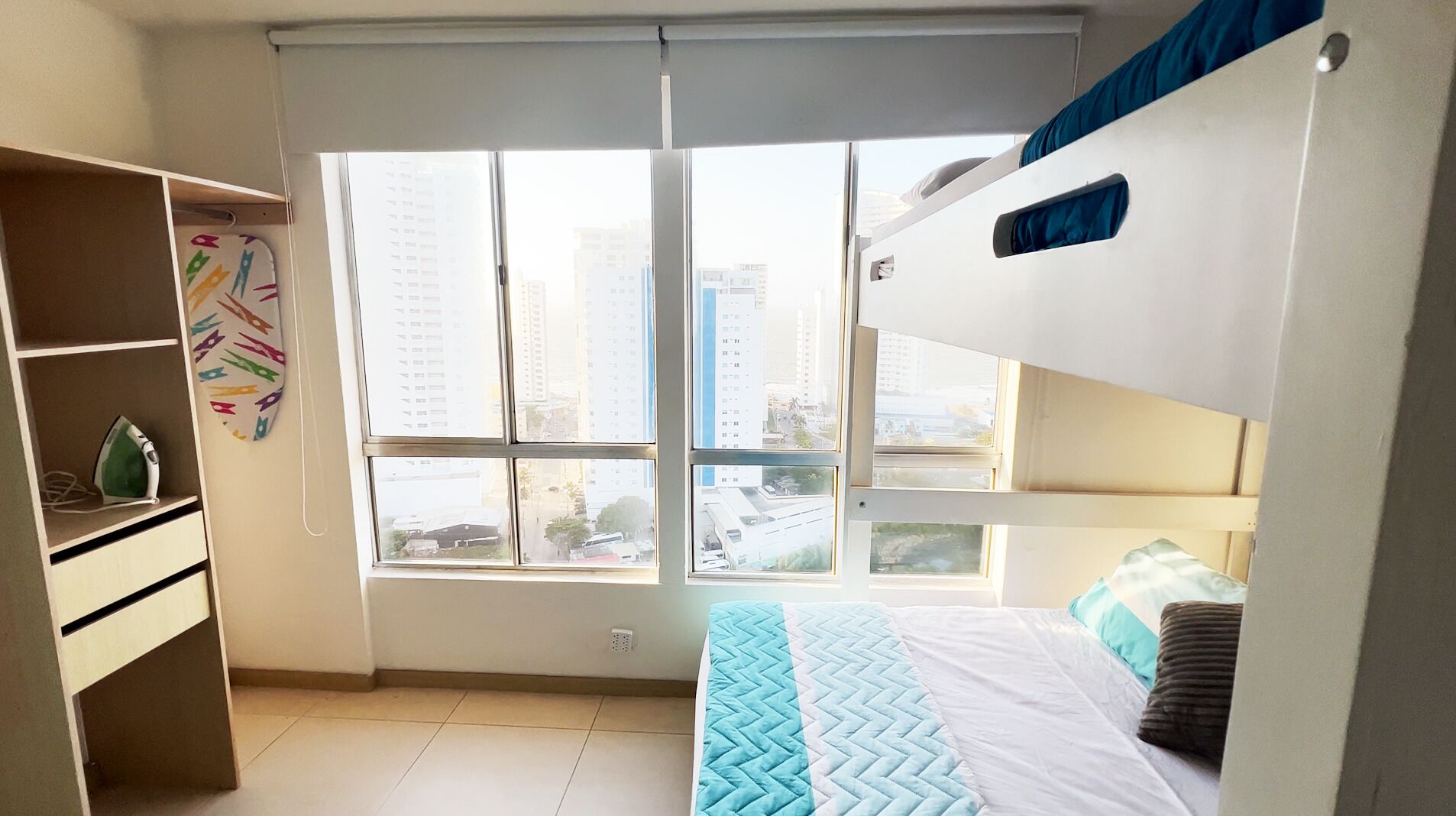 2 bedrooms, iron/ironing board, WiFi, bed sheets