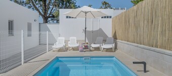 Country House 'Valle Conil' with Private Pool, Wi-Fi and Air Conditioning