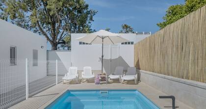 Country House 'Valle Conil' with Private Pool, Wi-Fi and Air Conditioning