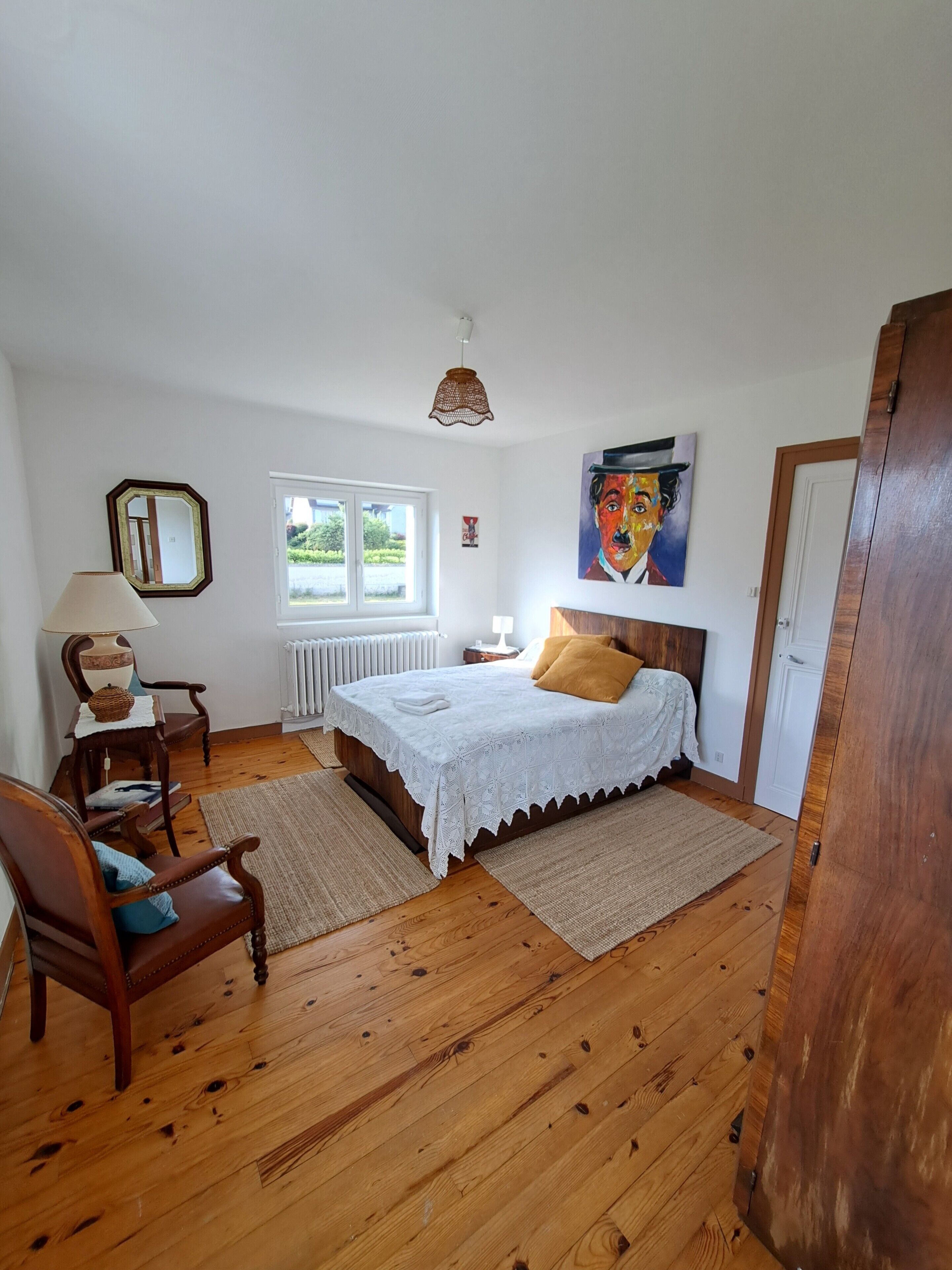 2 chambres, fer et planche à repasser, Wi-Fi gratuit, draps fournis