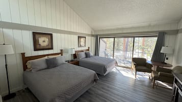 1 Schlafzimmer, Zimmersafe, Schreibtisch, Verdunkelungsvorhänge