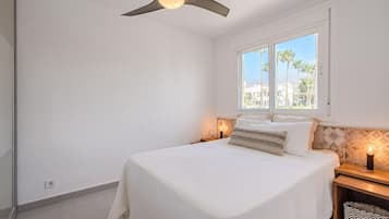 2 dormitorios, tabla de planchar con plancha, wifi gratis y ropa de cama