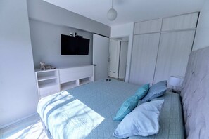 1 bedroom, iron/ironing board, WiFi, bed sheets