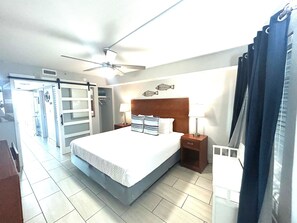 1 chambre, fer et planche à repasser, Wi-Fi gratuit, draps fournis