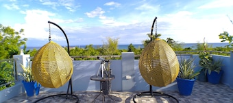 Room-your Perfect Hideaway, Uncompromise