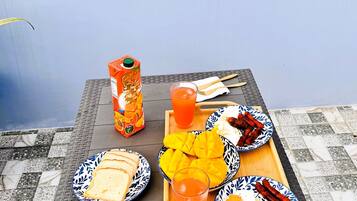 Room, 1 Bedroom, Accessible, Smoking | Outdoor dining