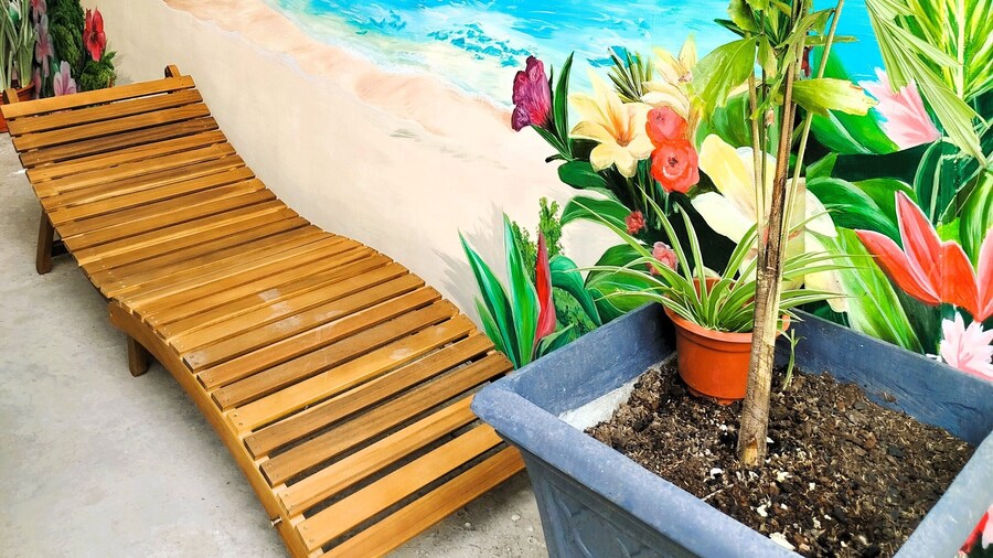 Room-your Perfect Hideaway, Uncompromise