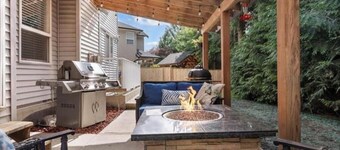 Renovated two-bedroom basement suite. Close to the mountains, city, and ocean.