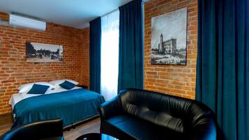 舒适客房, 城市景观 | 办公桌、笔记本电脑工作区、熨斗/熨衣板、免费 WiFi