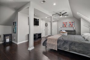 4 bedrooms, WiFi, bed sheets