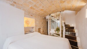 1 chambre, fer et planche à repasser, lit parapluie, Wi-Fi gratuit