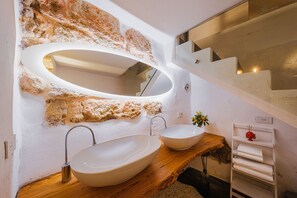 淋浴設備、風筒、坐浴桶