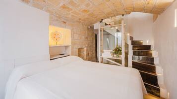 1 slaapkamer, een strijkplank/strijkijzer, reisbedje, gratis wifi