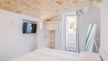 1 habitación, wifi y ropa de cama