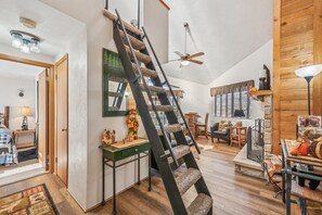 TV connectée, cheminée