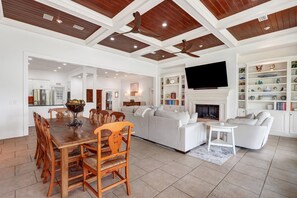 Smart TV, stereo, offices