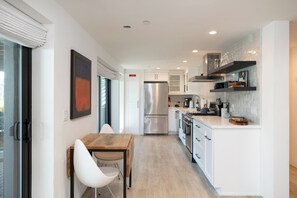 Oven, stovetop, ice maker