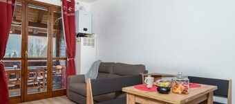 GuestHost - Lovely Flat x6 in Nature with Parking Space