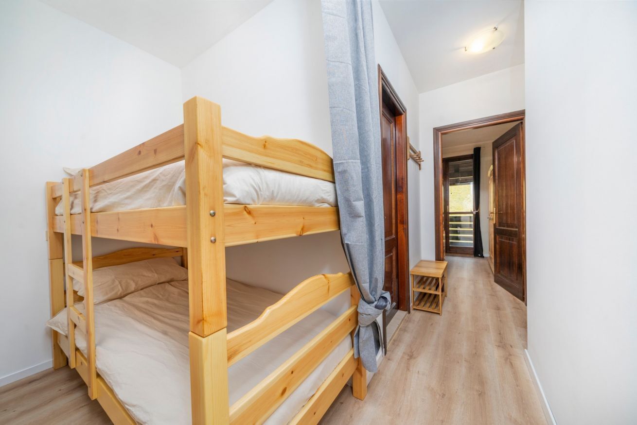 3 chambres, fer et planche à repasser, accès Internet, draps fournis