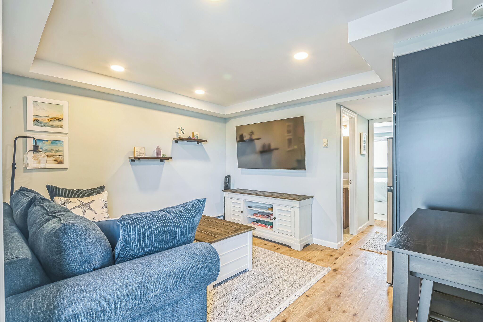 Smart TV, video games