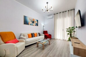 Télévision à écran plat