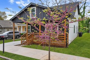 Exterior - Luxe Retreat with Arcades + Board Games in downtown Atlanta (Atlanta)