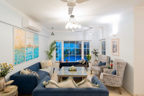 Villa Bauhinia - 5bhk With Pool 10 Mins to Beach