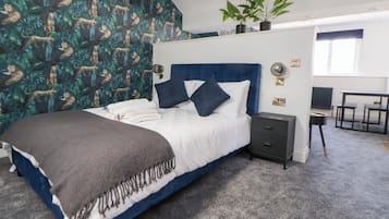 Cottage | 5 bedrooms, individually decorated, individually furnished, free WiFi