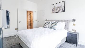 5 bedrooms, individually decorated, individually furnished, free WiFi