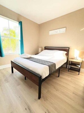 4 bedrooms, iron/ironing board, travel crib, free WiFi