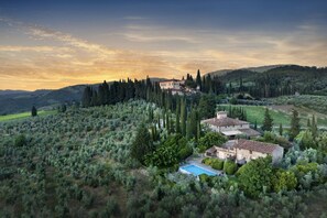 Exterior - Unique Villa with Infinity Pool in the heart of Chianti (Greve in Chianti)