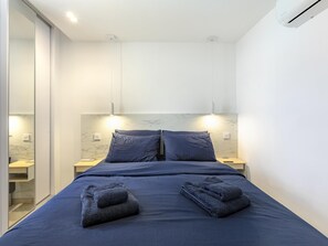 2 habitaciones, tabla de planchar con plancha y acceso a internet