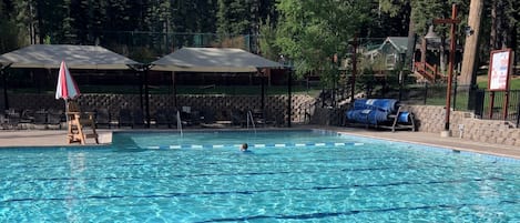 Una piscina climatizada