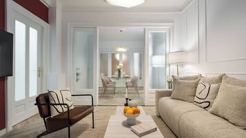 Deluxe Apartment, 3 Bedrooms, Balcony, City View | Living room | 43-inch Smart TV with digital channels, Netflix, streaming services