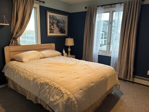 5 bedrooms, WiFi, bed sheets