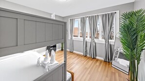 3 bedrooms, desk, iron/ironing board, travel cot