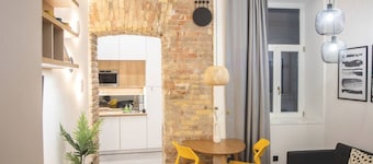 Charming 1-bedroom apartment with AC and WiFi in Budapest