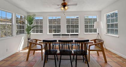 Spacious House with Private Pool in West El Paso