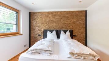 Rumah | 3 kamar tidur dan dilengkapi dengan perabotan berbeda-beda