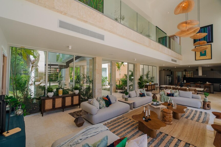 Modern 6 Bedroom Golf Front Villa In Luxury Beach Resort - Punta Cana