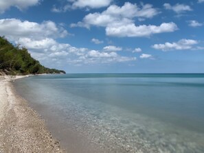 Beach - Lake Michigan House with Beach Access by Door County (Kewaunee)