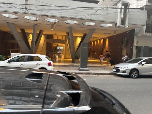 Fachada da propriedade