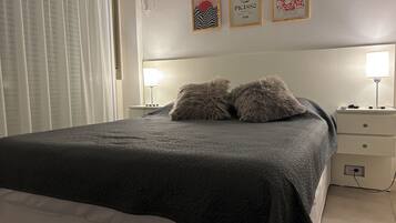 Premium-Apartment, 2Â Schlafzimmer, Balkon, Stadtblick