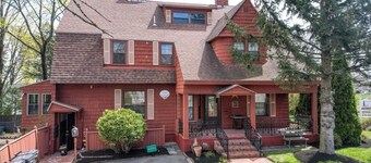 Historic Bly House Stay - 2BR Apt Near Haverhill