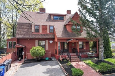 Historic Bly House Stay - 2BR Apt Near Haverhill